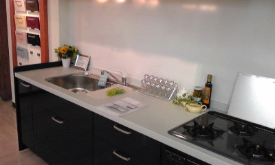 Image006~02.jpg